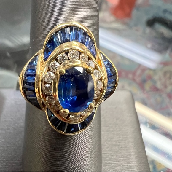 14k Yellow Gold Diamond & Sapphire Ring - Picture 2 of 10